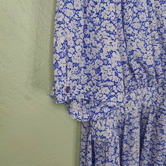 Cottagecore Ditsy Floral Maxi Dress - Picture 6 of 15